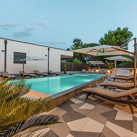 Διαμέρισμα Amazing In With House Sea View *