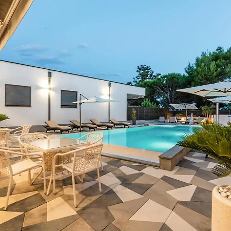 Διαμέρισμα Amazing In With House Sea View