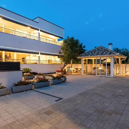 Διαμέρισμα Amazing In With House Sea View *